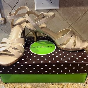 Kelly & Katie Nude Sandals
